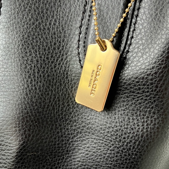 Coach leather tote - Picture 2 of 5